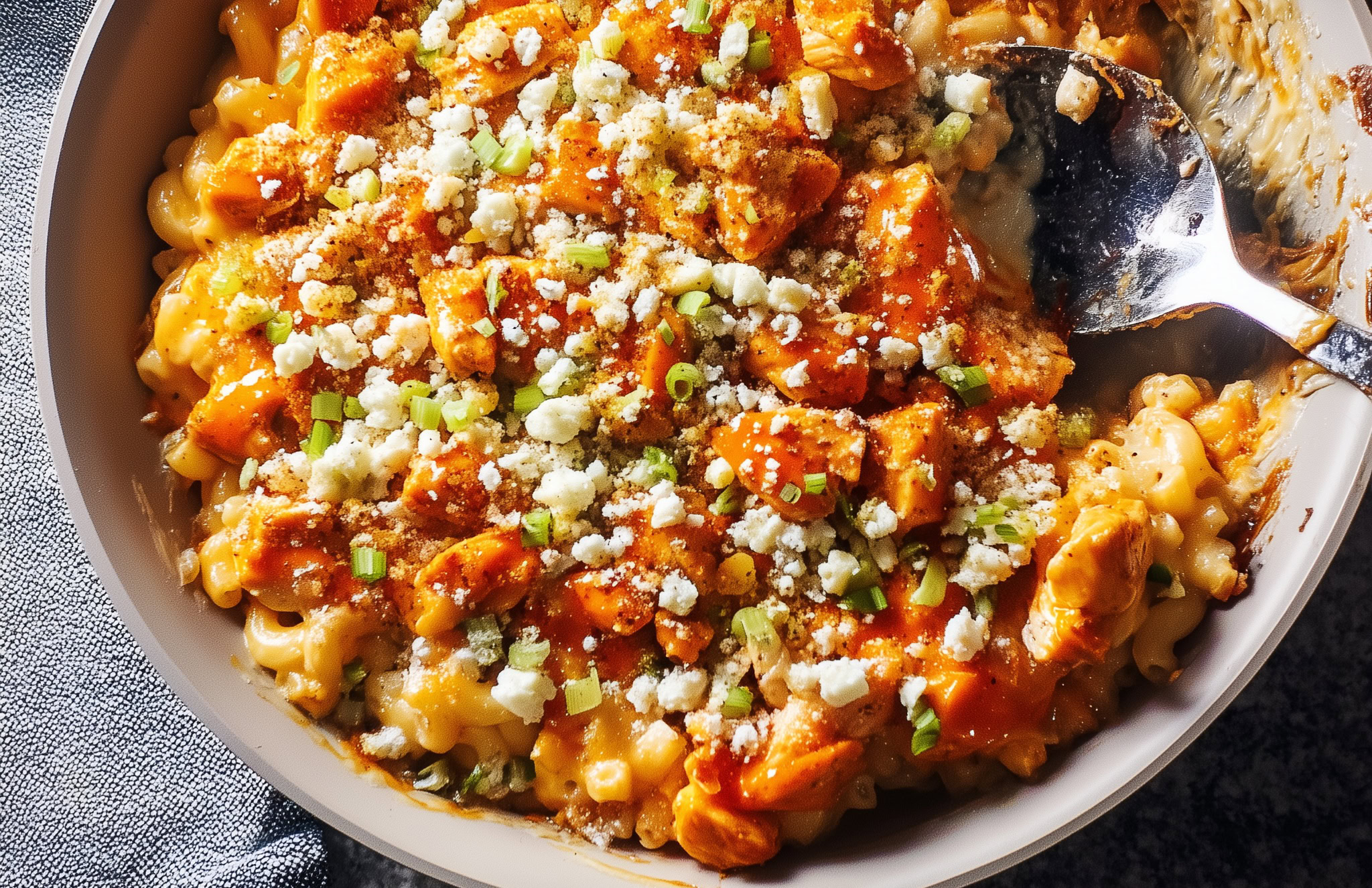 buffalo chicken mac and cheese